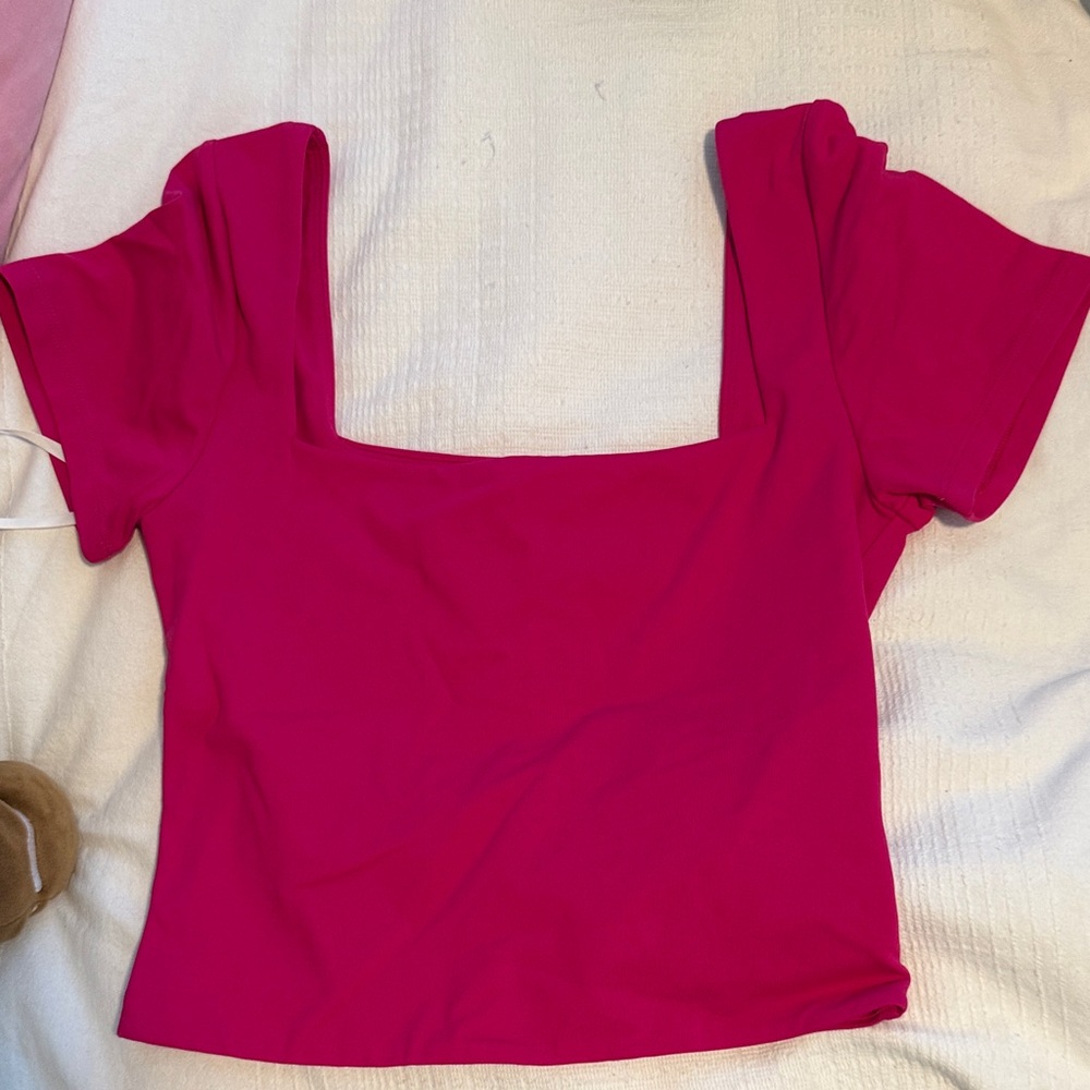 Aritzia Fuchsia Crop Top